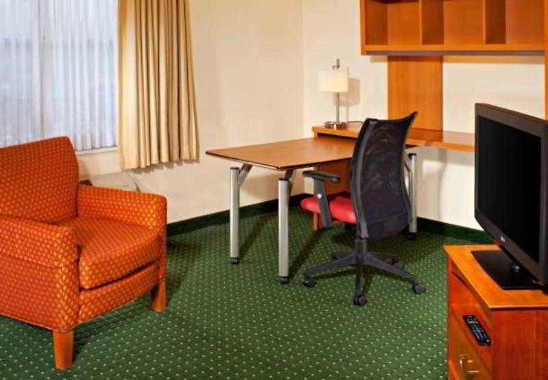 Towneplace Suites By Marriott Cleveland Уестлейк Стая снимка